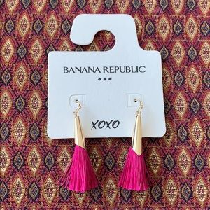 Earnings from banana republic